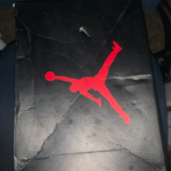 Jordan 5 University Red Dark Stucco